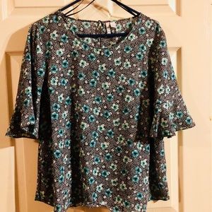 Juniors Bell Sleeves Top (BRAND NEW!)